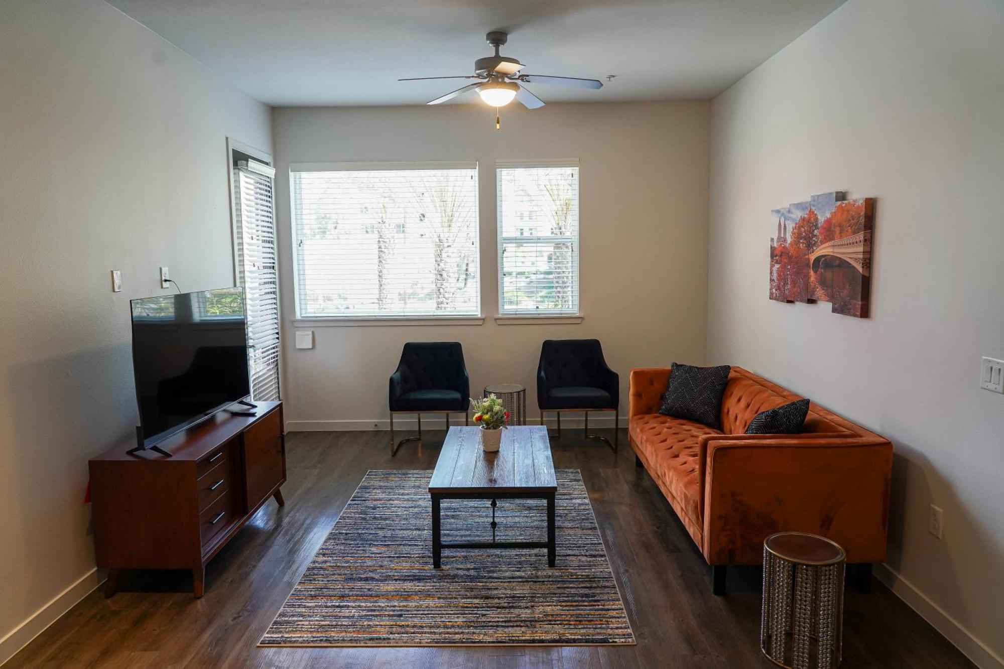 Lux 2 Bedroom In Woodland Hills Los Ángeles